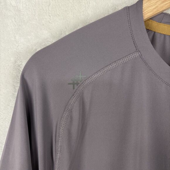 Rhone Extra Mile Short Sleeve Athletic UPF 50+ Tee Size Medium Gray Stone NWT - Picture 4 of 6